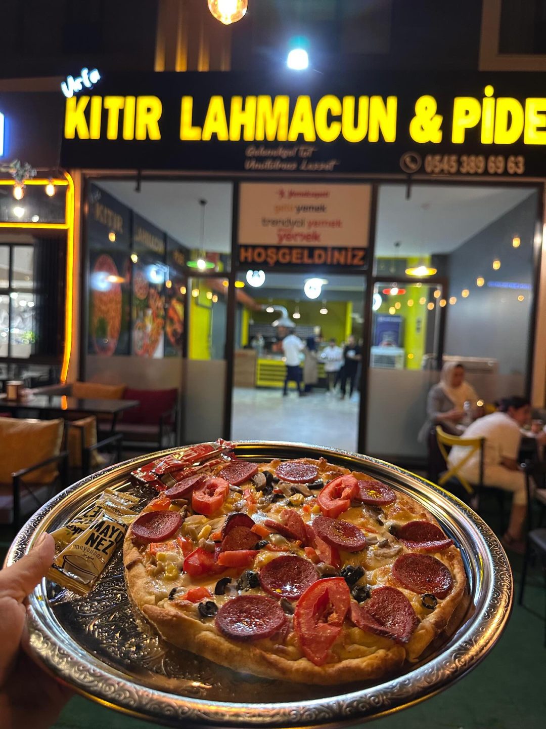 Urfa Kıtır Lahmacun'da eşsiz lezzetleri keşfedin